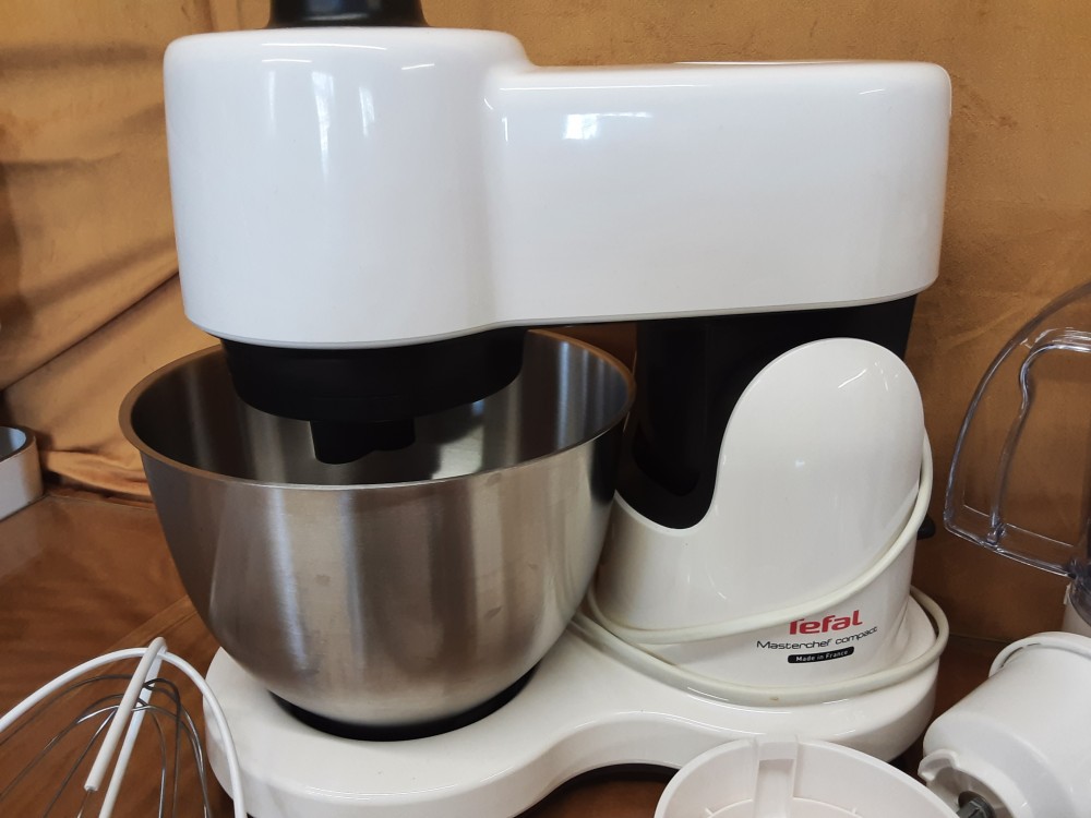 ROBOT MOULINEX MASTERCHEF AVEC HACHOIR ET BLENDER