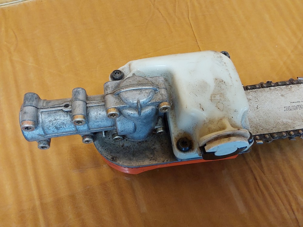 TRONÇONNEUSE PERCHE STIHL