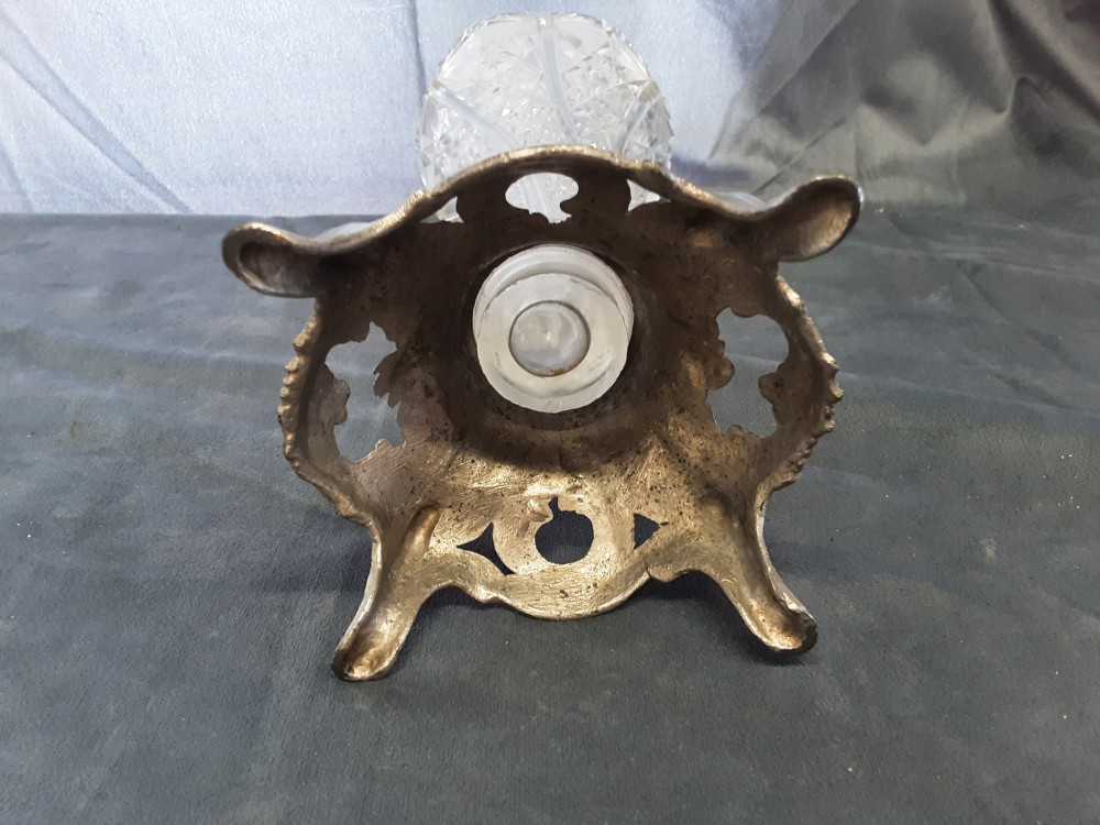 VASE VERRE TORSADE PIED METAL
