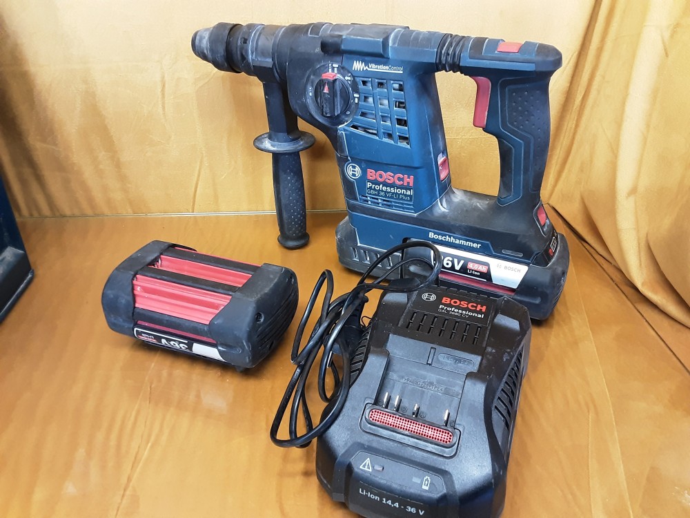PERFORATEUR BOSCH PRO GBH 36 VF-LI PLUS