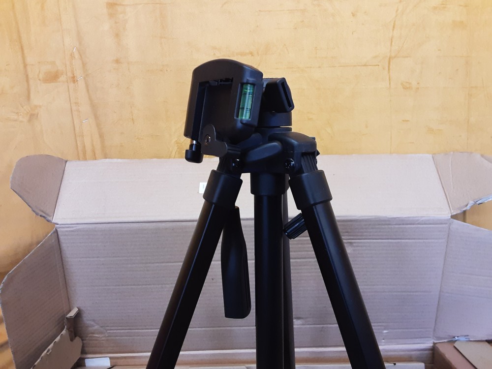 LASER (DANS SON CARTON) BOSCH PLL360 PREMIUM