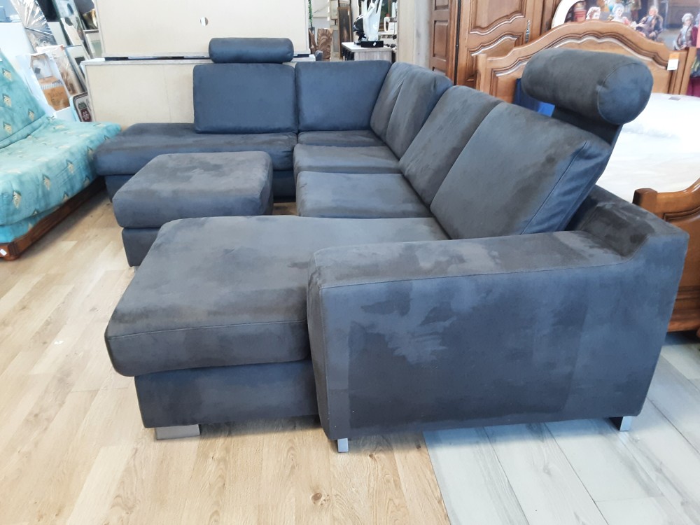 CANAPE D’ANGLE PANORAMIQUE TISSU GRIS AVEC 1 POUF