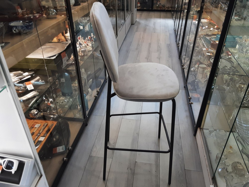 TABOURET DE BAR