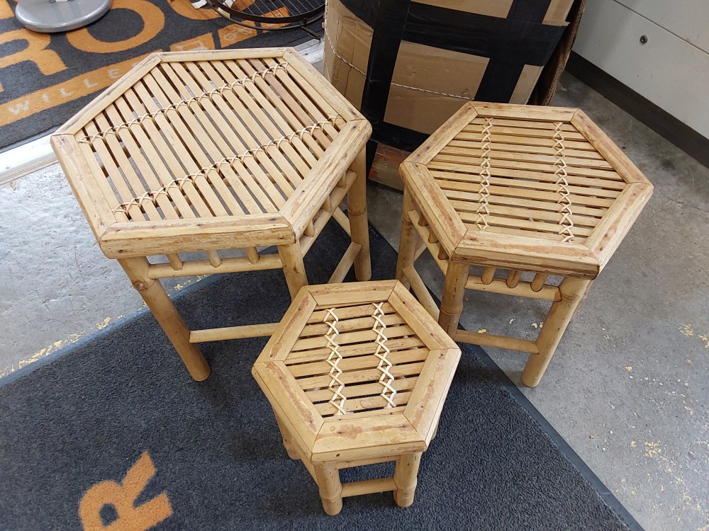 LOT DE 3 TABLES GIGOGNES BAMBOU