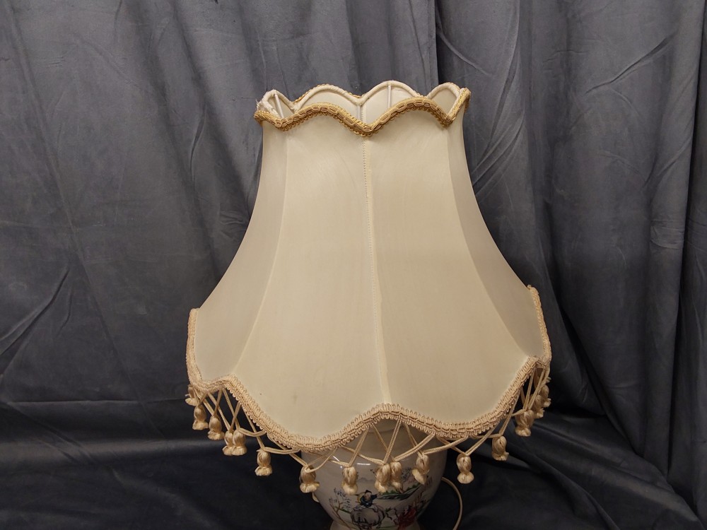LAMPE DÉCOR ASIATIQUE ABAT JOUR BEIGE H.57CM