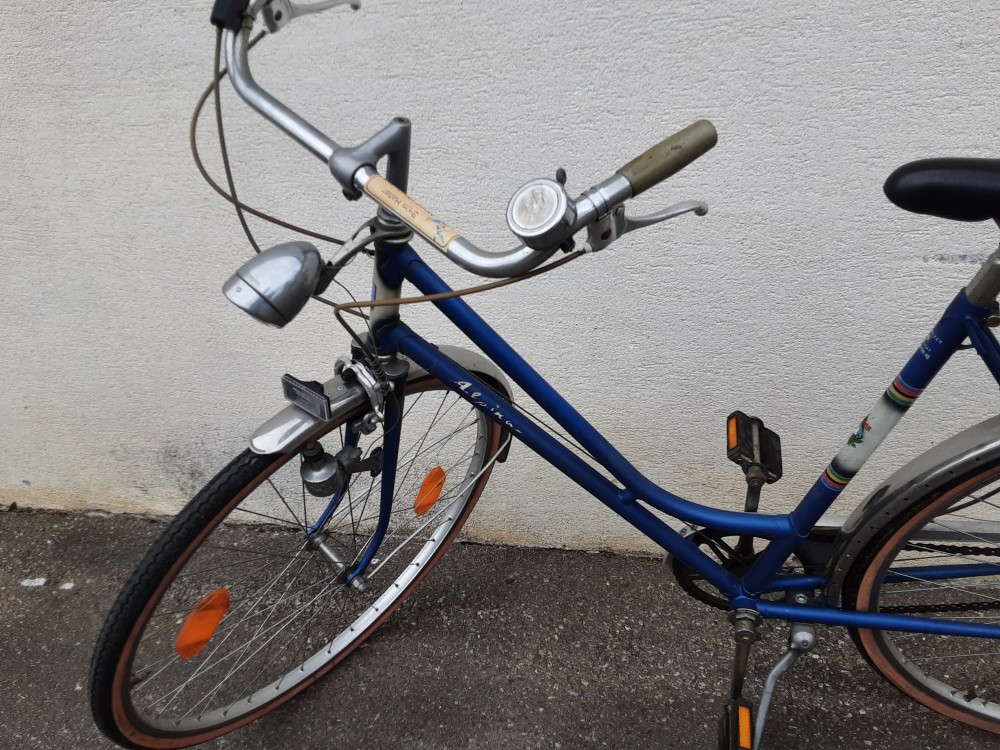 VELO DAME ANCIEN BLEU