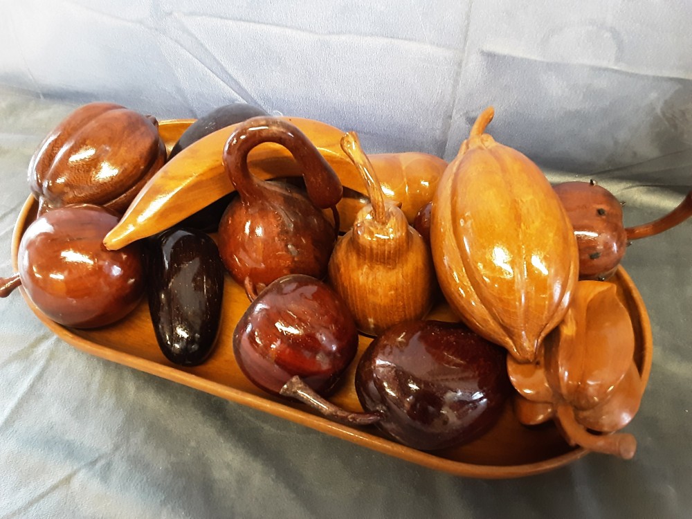 CORBEILLE A FRUITS EN BOIS