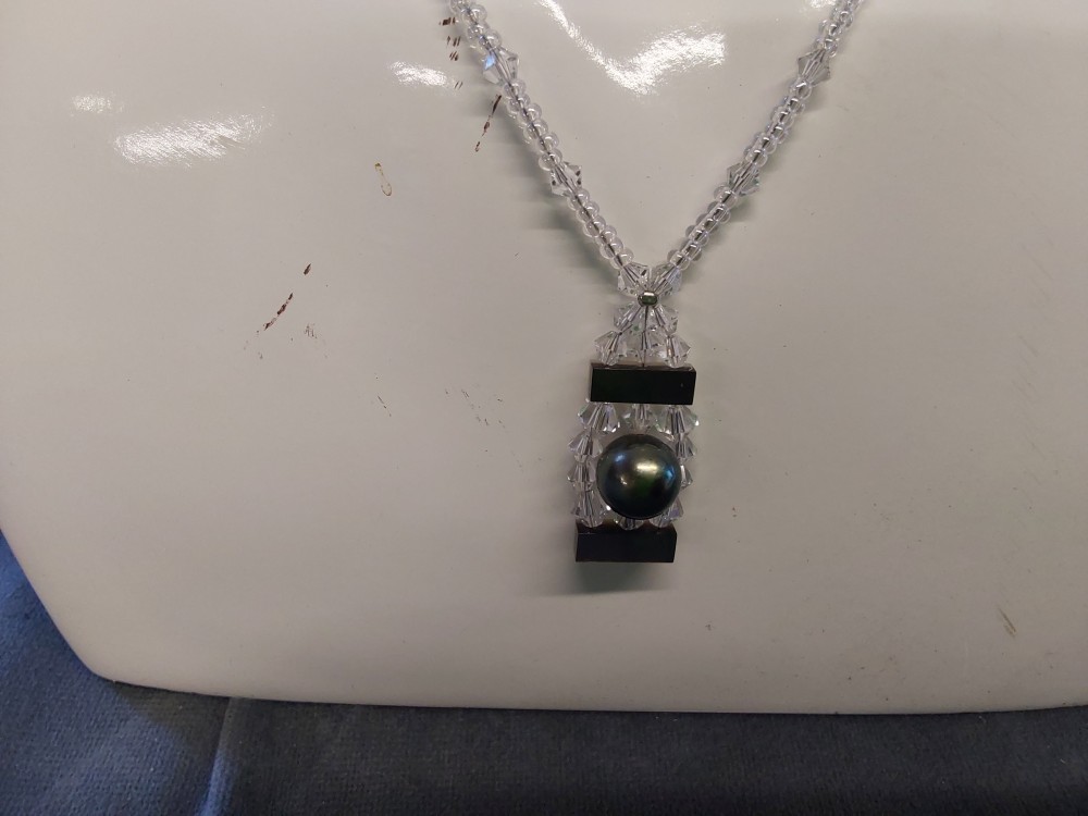 COLLIER AVEC PERLE DE TAHITI