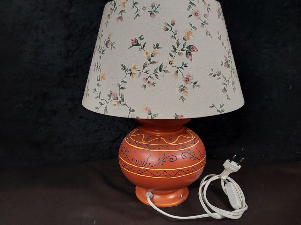 LAMPE EN CERAMIQUE BRUN ABAT JOUR DECOR FLEURS BEIGE