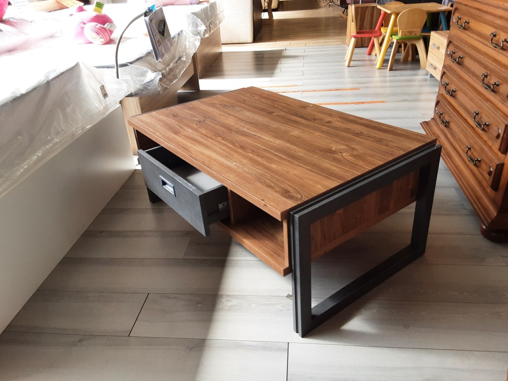 TABLE BASSE 2 TIROIRS AVEC NICHE COLORIS GRIS ET BRUN A RESTAURER