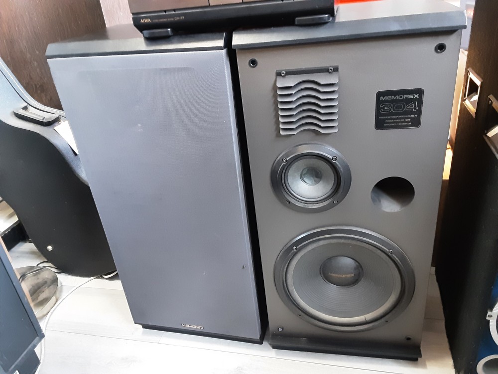 CHAINE HIFI COMPACT AIWA + LECTEUR CD + 2 HP TGM