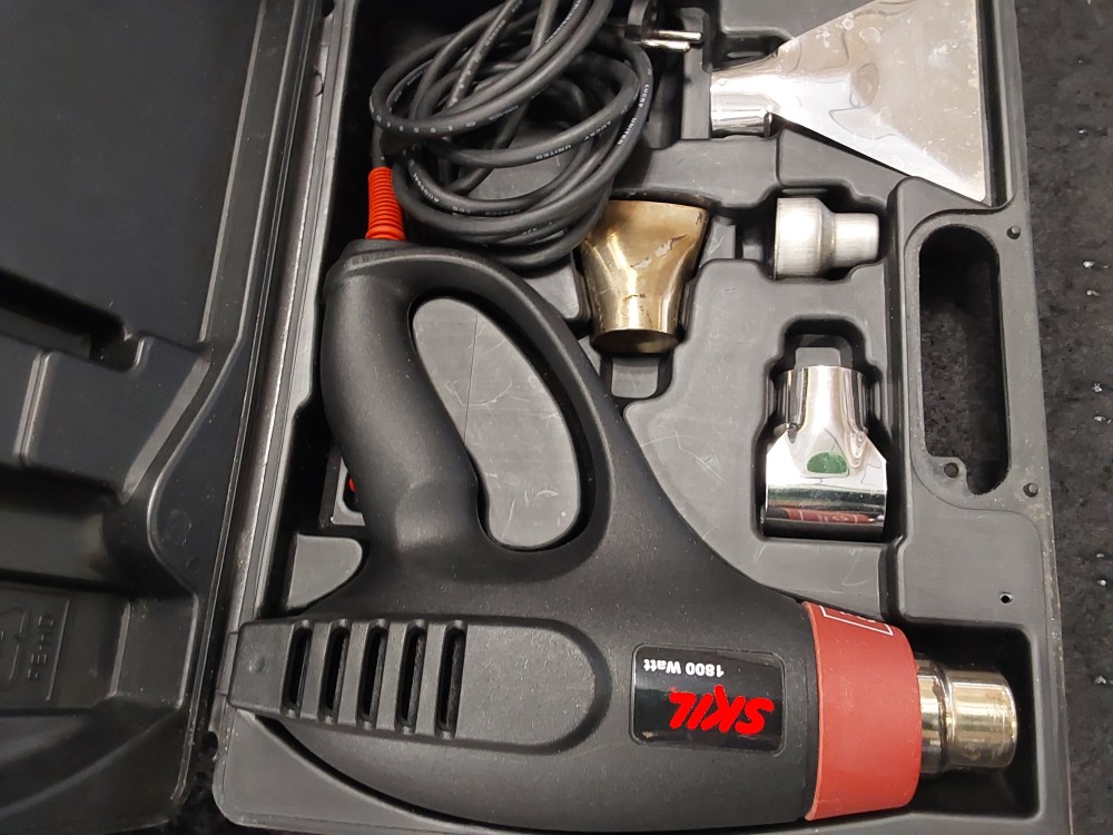 DECAPEUR THERMIQUE SKIL DANS COFFRET