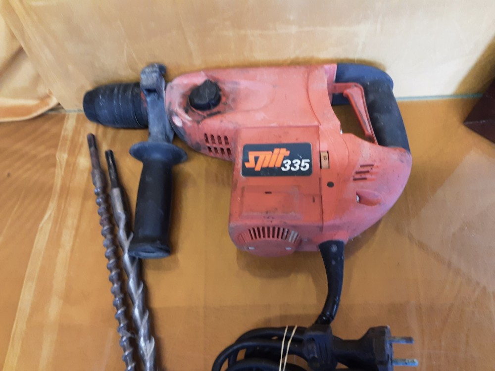 PERFORATEUR BURINEUR SPIT 335 750W