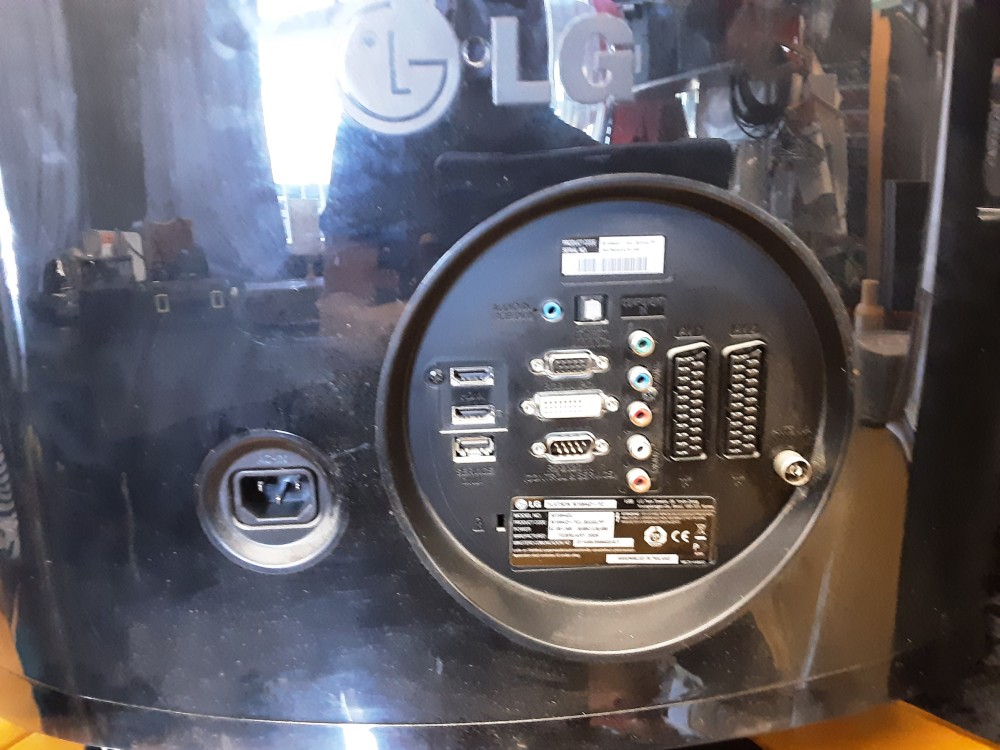 TÉLÉVISION LG 48CM SANS TNT HD AVEC TC