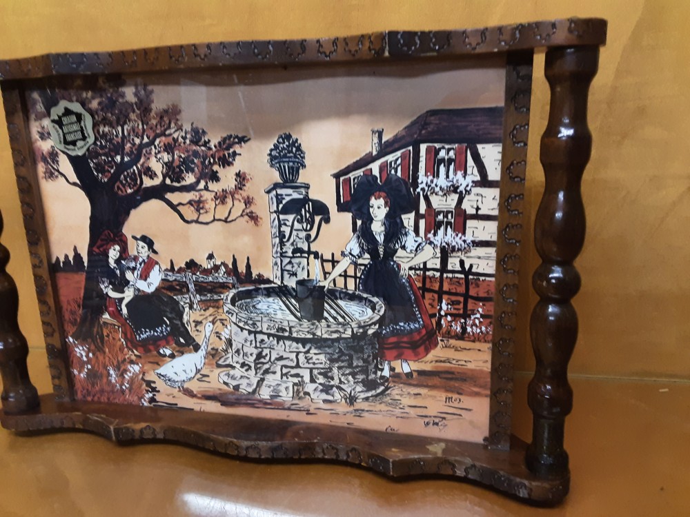 PLATEAU A ANSES CADRE BOIS DECOR ALSACE