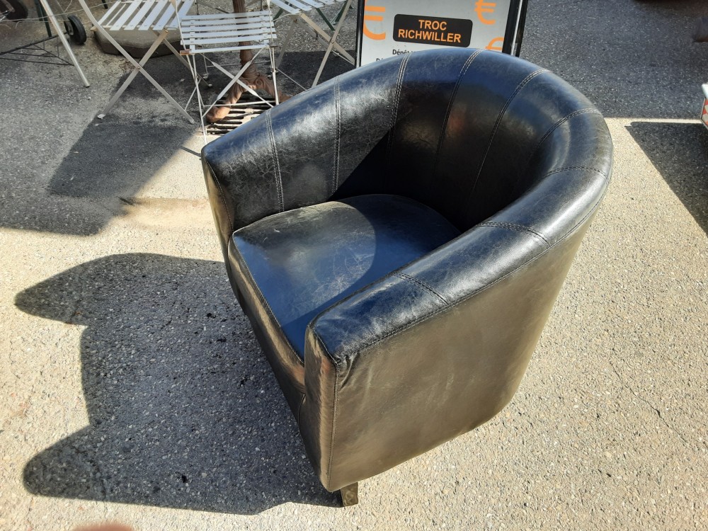 FAUTEUIL CABRIOLET SIMILI CUIR NOIR (109257-1216564) 2ÈME CHOIX