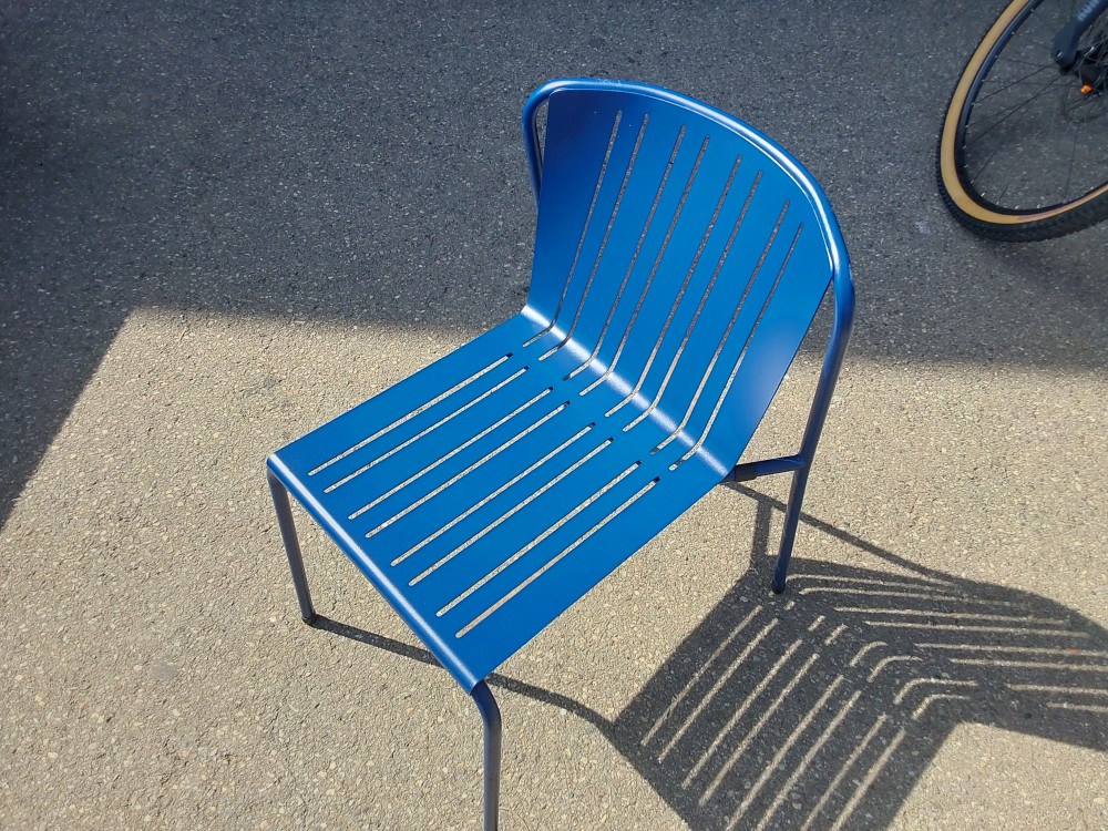 CHAISE DE JARDIN MÉTAL BLEU (HA-833795-11806/07/08/09/10/11) 2ÈME CHOIX
