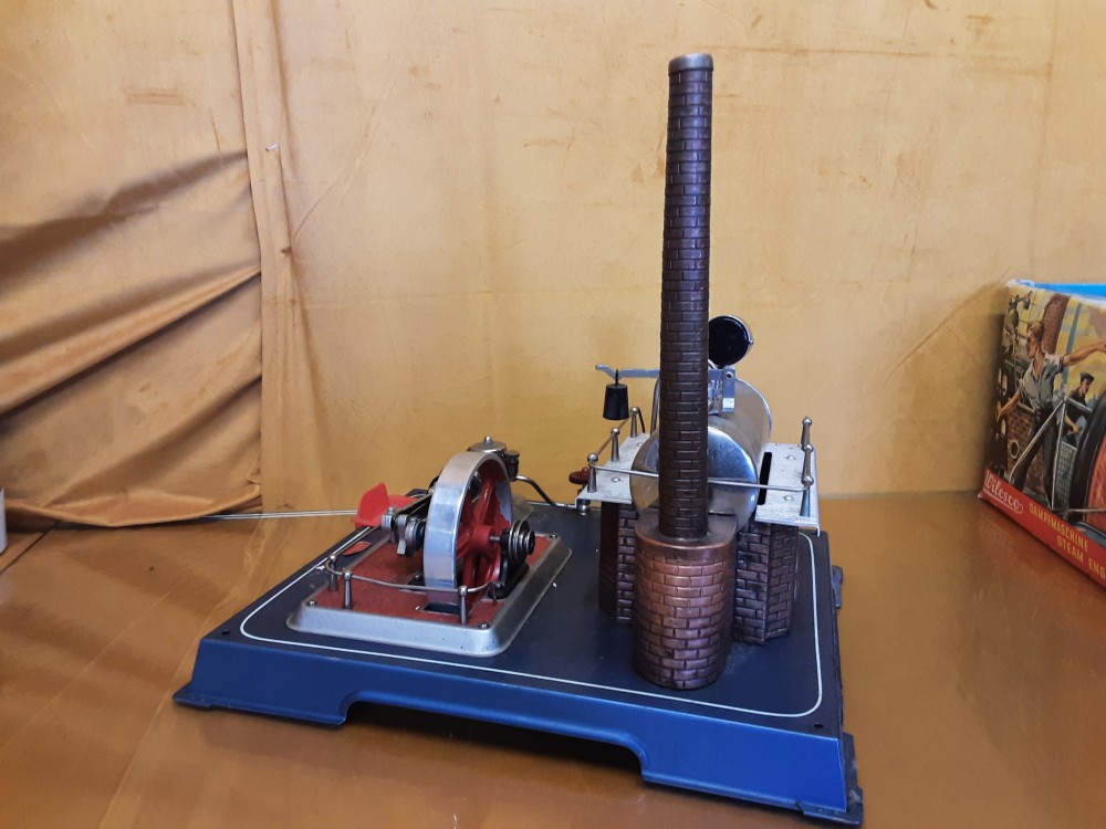 MACHINE A VAPEUR MINIATURE WILESCO D20