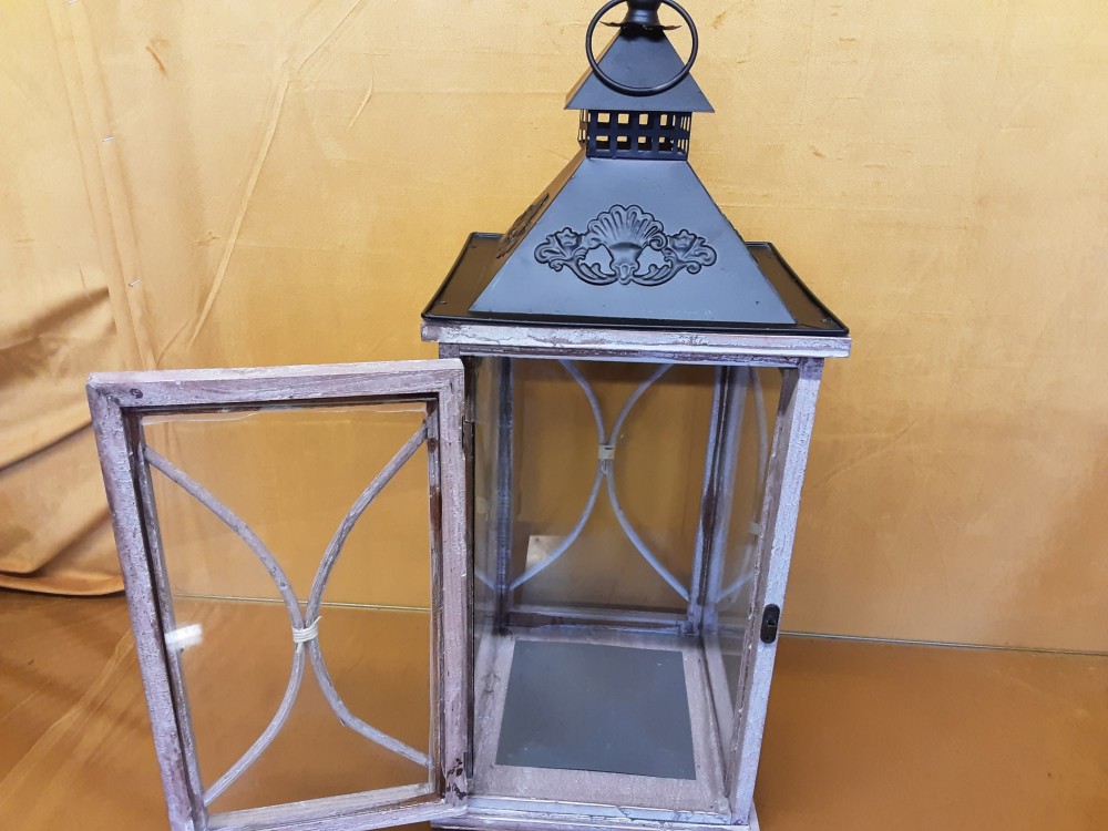 LANTERNE BOIS ET METAL DECORATIVE VITRES EN VERRE H. 52CM