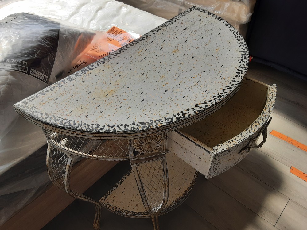 CONSOLE DEMI LUNE BLANCHE PIEDS FER FORGÉ 1 TIROIR