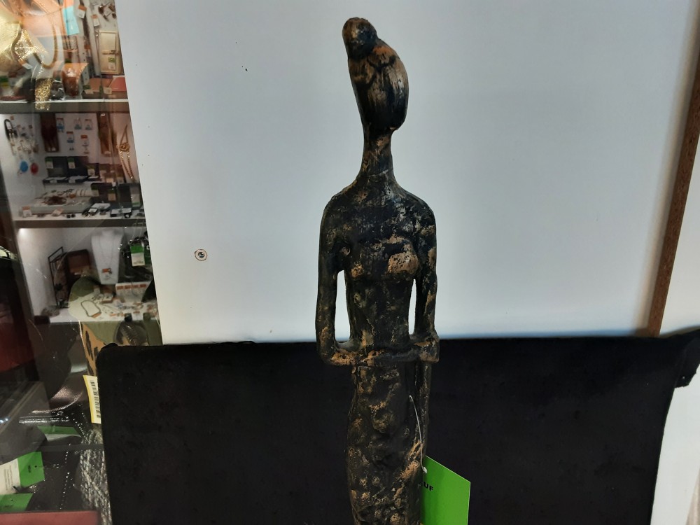 STATUETTE FEMME H.69CM