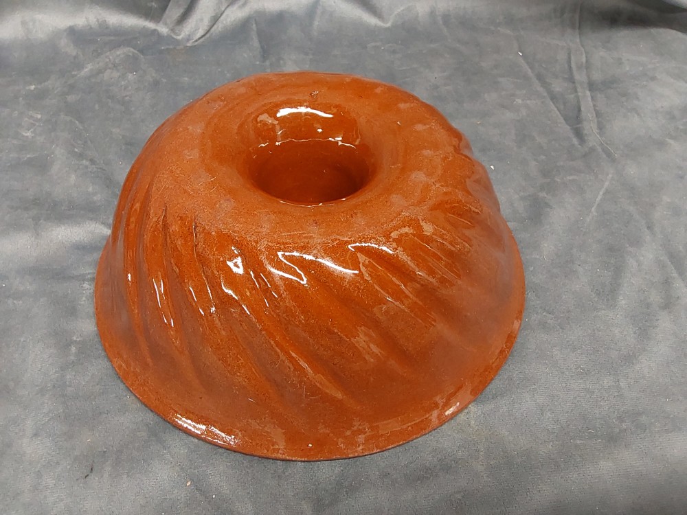 MOULE A KOUGELHOPF EN FAIENCE