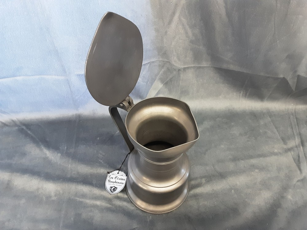 PICHET ETAIN GM AVEC COUVERCLE HAUT 20CM
