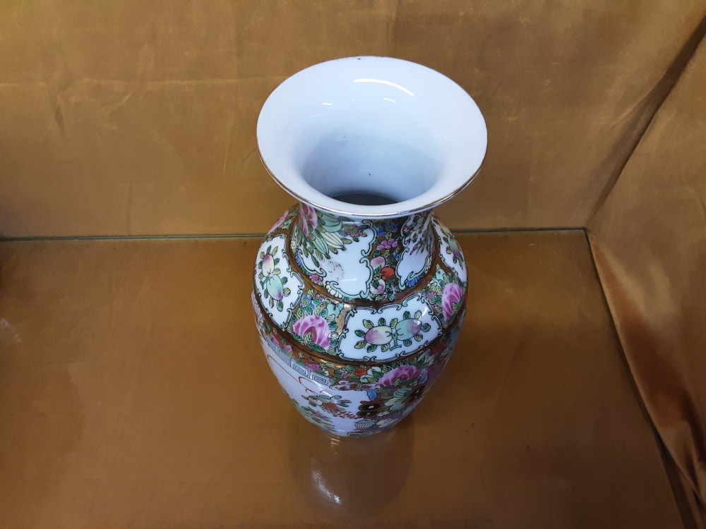 VASE ASIATIQUE H. 31CM