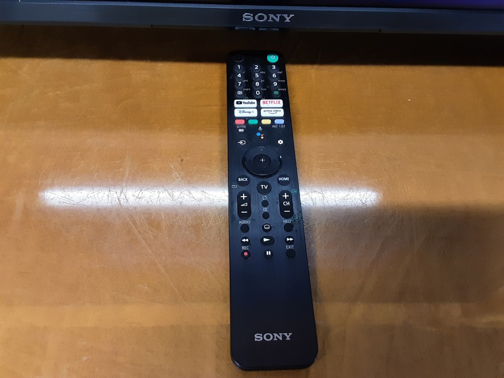 TELEVISEUR SMART TV 106CM SONY + TC