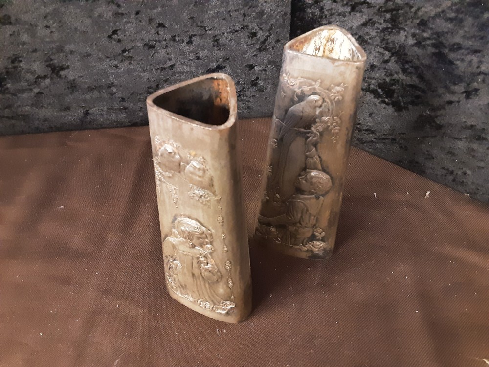 LOT DE 2 VASE TRIANGULAIRE EN METAL DECOR ENFANT