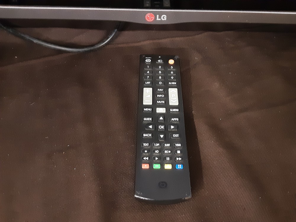 TELEVISEUR LG 80CM + TC