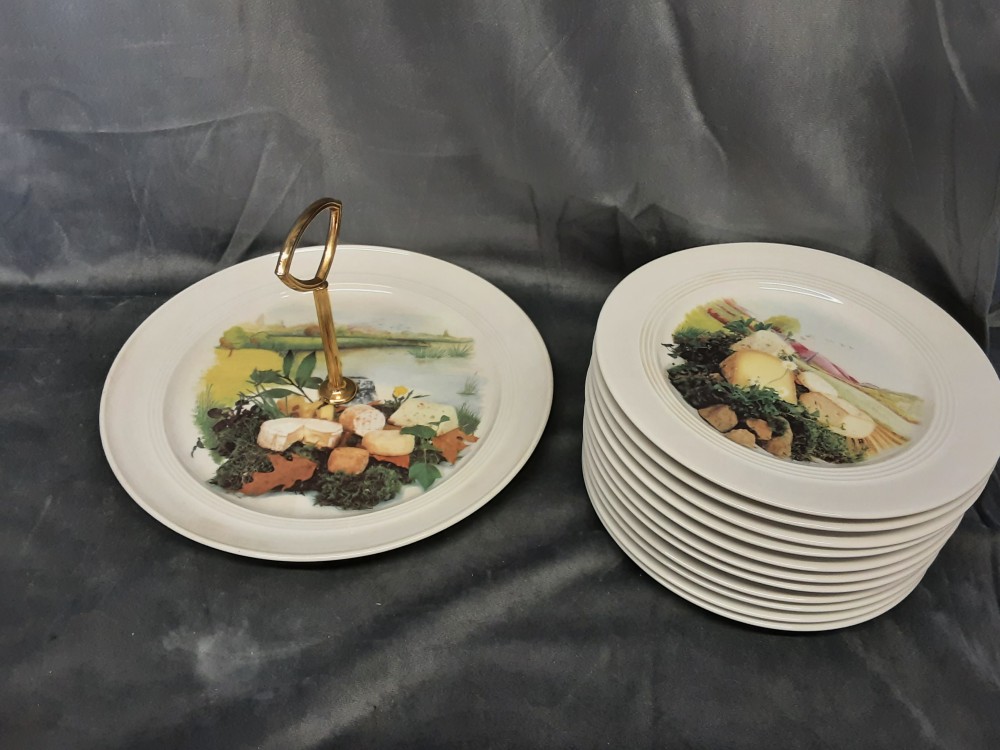 PLATEAU A FROMAGES + 11 ASSIETTES