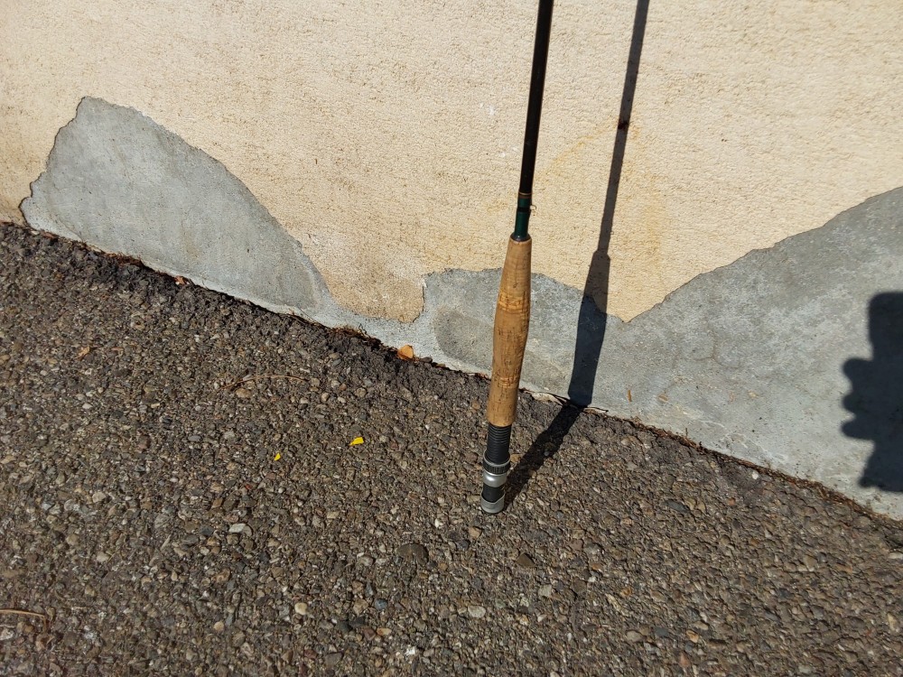 CANNE A PECHE A MOUCHE