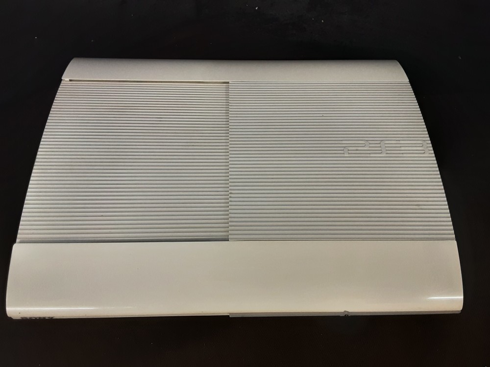 CONSOLE PS3 BLANCHE AVEC 2 MANETTES ET CABLES