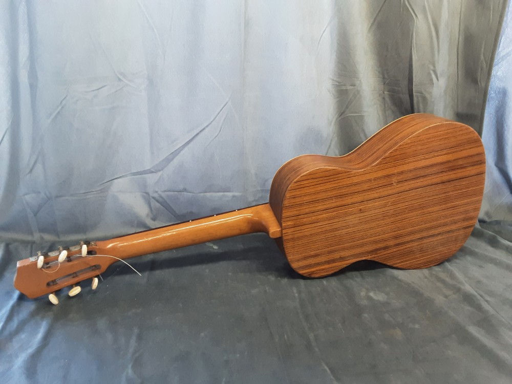 GUITARE LONG 94CM