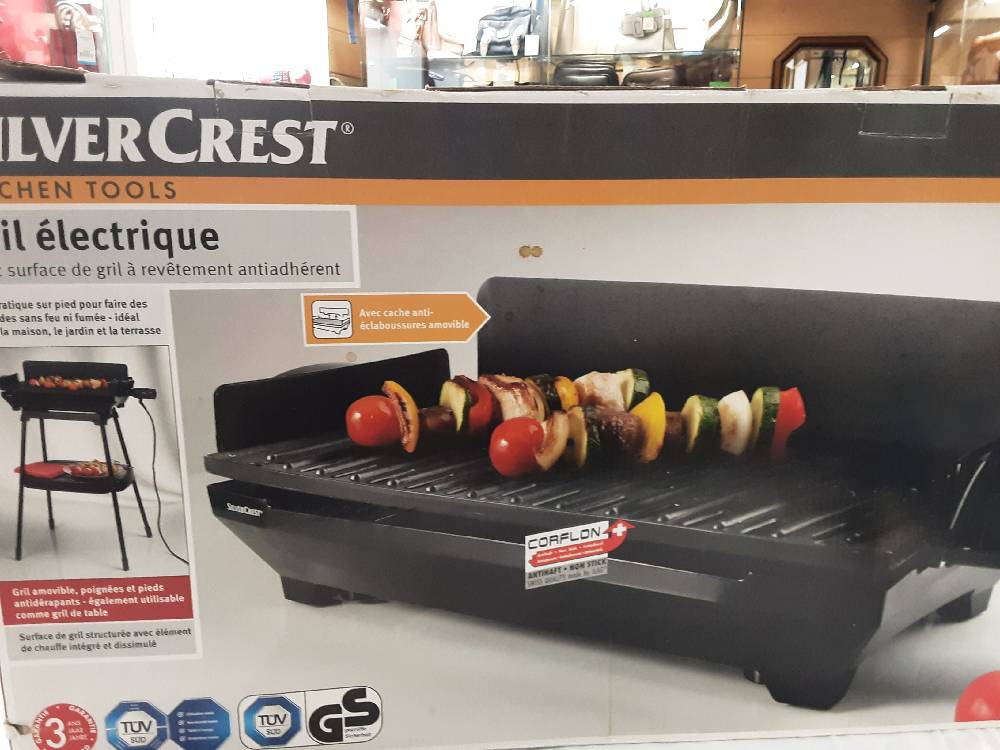 BARBECUE 1600 W. DE TABLE OU SUR PIED SANS SON CARTON SILVER CREST