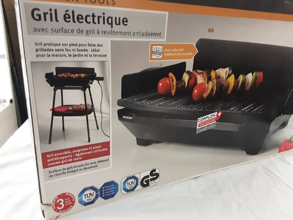 BARBECUE 1600 W. DE TABLE OU SUR PIED SANS SON CARTON SILVER CREST