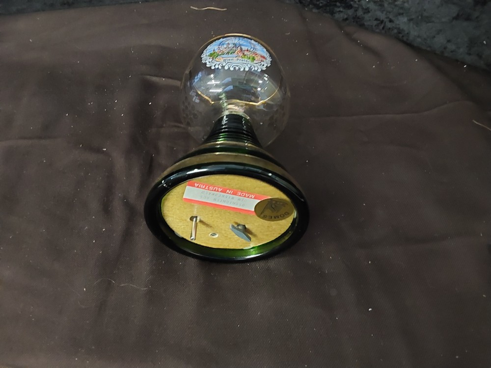 VERRE A VIN BLANC MUSICAL