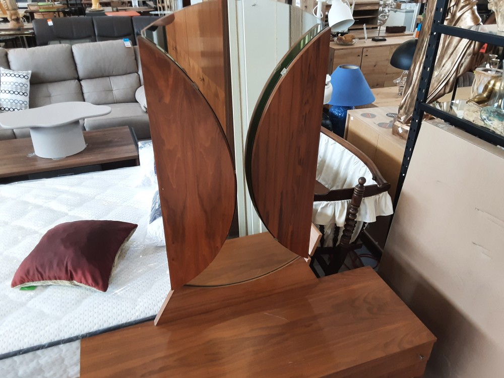 COMMODE AVEC MIROIR TRIPLE STYLE ANNEE 70 2 PORTES BATANTES 2 TIROIRS