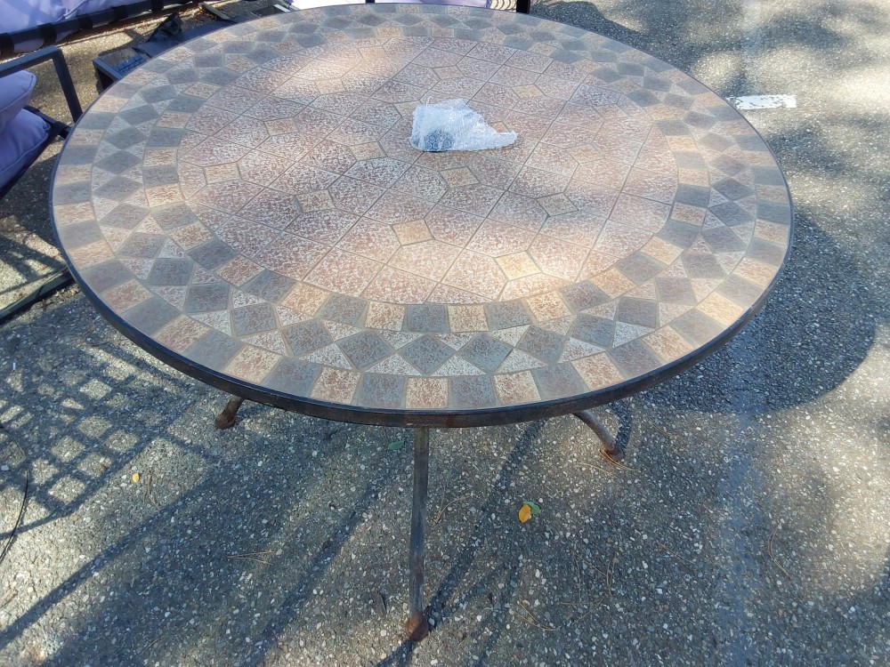TABLE RONDE PIEDS FER PLATEAU MOSAIQUE