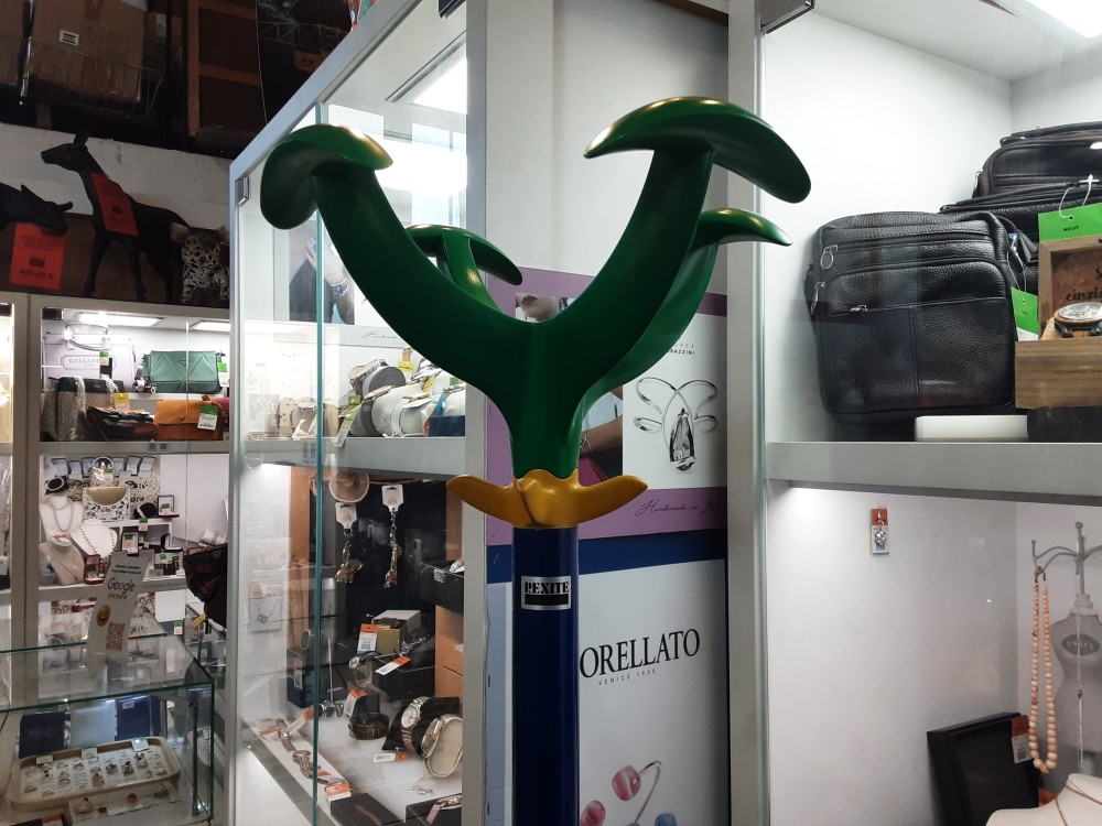 PORTE MANTEAU CACTUS MULTICOLOR MARQUE REXITE DESIGNER RAUL BARBIERI