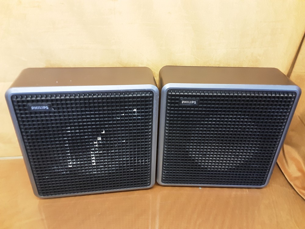 TOURNE DISQUE PHILIPS 381 AVEC 2 HP