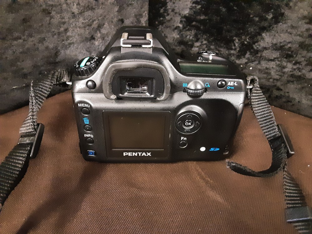 APPAREIL PHOTO NUMERIQUE PENTAX ISTD