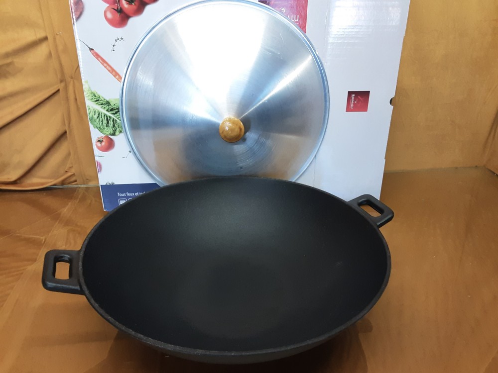 WOK EN FONTE COUVERCLE ALU DIAM 36CM