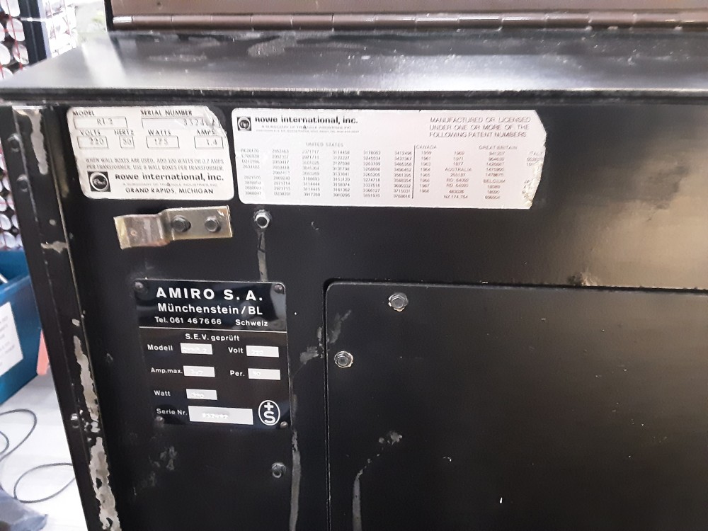 JUKEBOX ROWE AMI ETAT OK VENDU SANS LES DISQUES