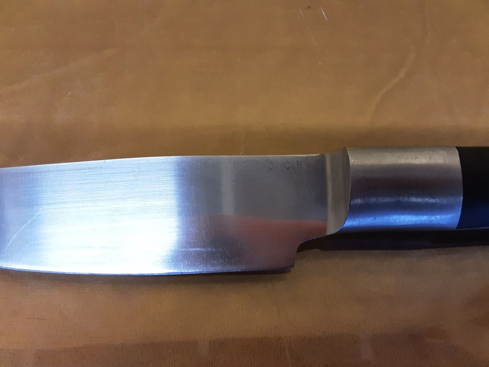 COUTEAU A VIANDE LAGUIOLE