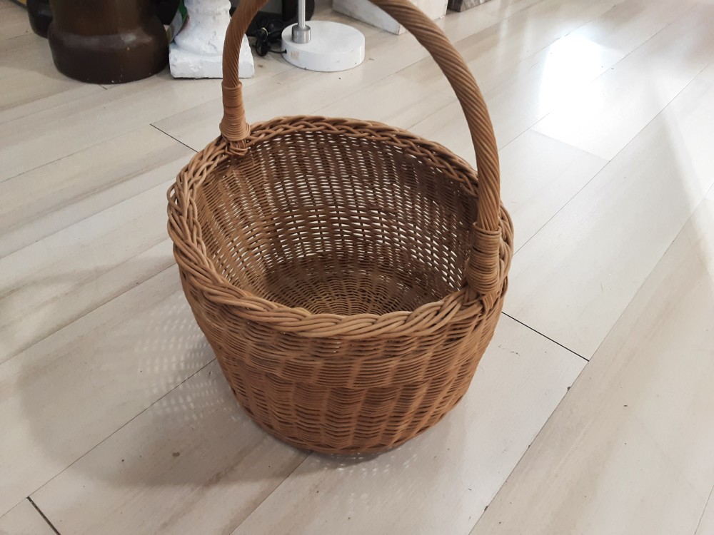 PANIER EN OSIER