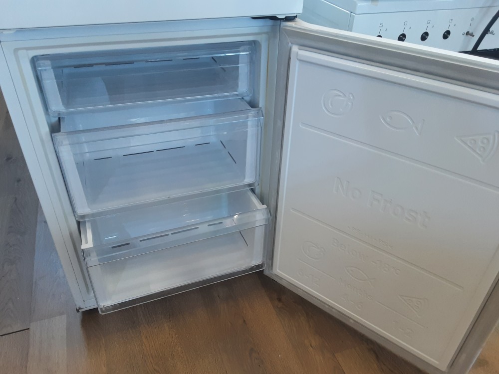 RÉFRIGÉRATEUR CONGÉLATEUR BLANC SAMSUNG