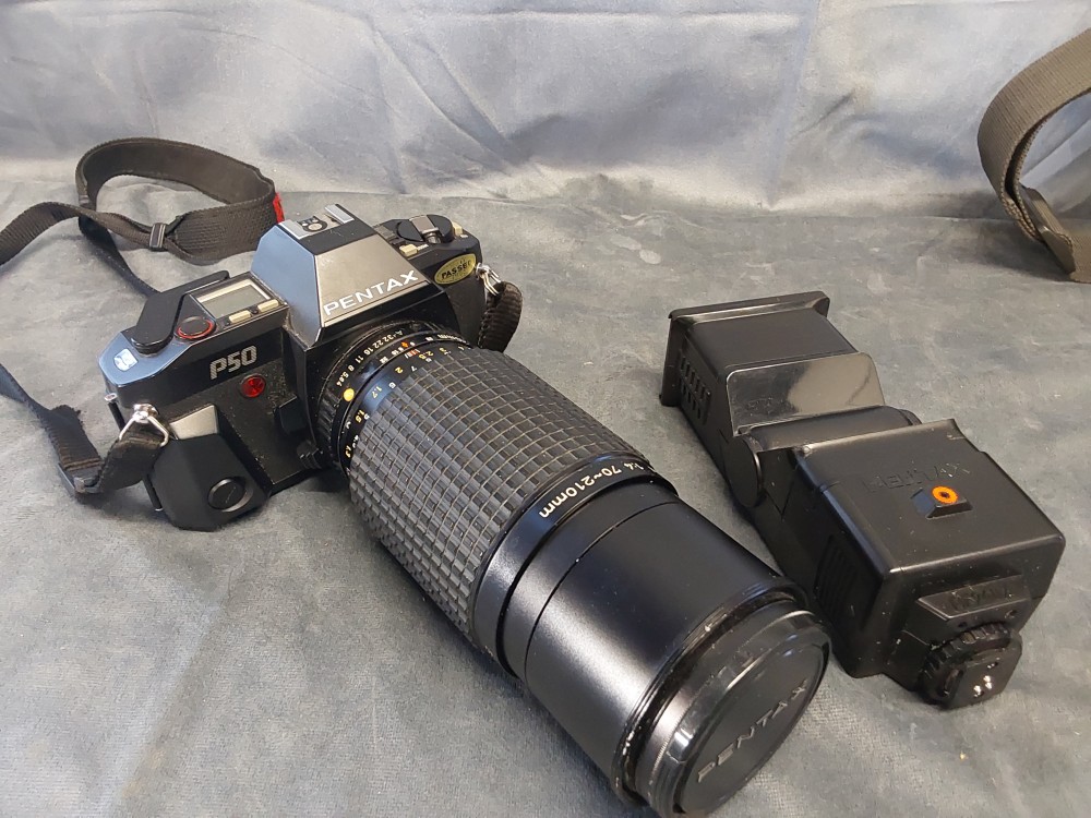 APPAREIL PHOTO ARGENTIQUE PENTAX P50, OBJECTIF 70-210MM AVEC SACOCHE
