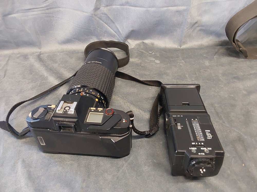 APPAREIL PHOTO ARGENTIQUE PENTAX P50, OBJECTIF 70-210MM AVEC SACOCHE